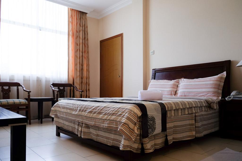Jeruton Hotel Kampong Jerudong Habitación foto